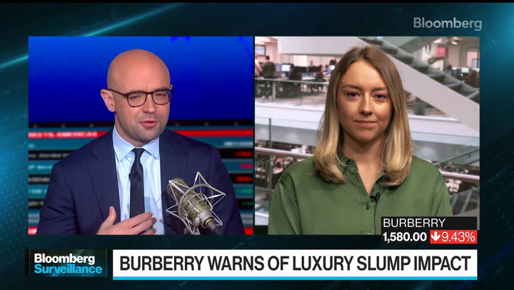 Burberry Says Revenue Target Under Threat Amid Luxury Slump